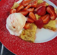Strawberry Springs - Pubs Perth