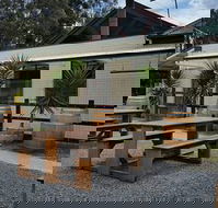 The Warburton Hotel Wesburn - Pubs Perth