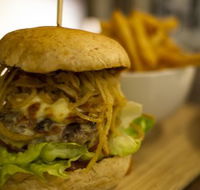 Bonnie Doon Hotel - Bistro Bar - Pubs Perth