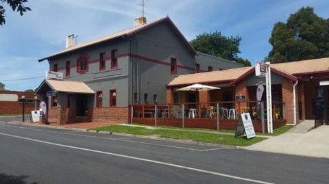 Meeniyan Hotel - Pubs Perth 0