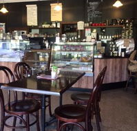R  T's Bake and Brew - Pubs Perth