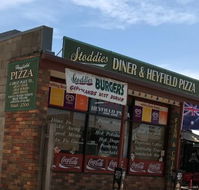 Stoddies Diner  Heyfield Pizza - Pubs Perth
