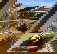 Trentham.General - Pubs Perth