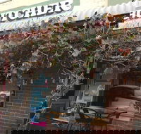 Wellington's Butchers and Cafe - Pubs Perth