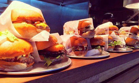 Bar Sur Loup - Pubs Perth 10