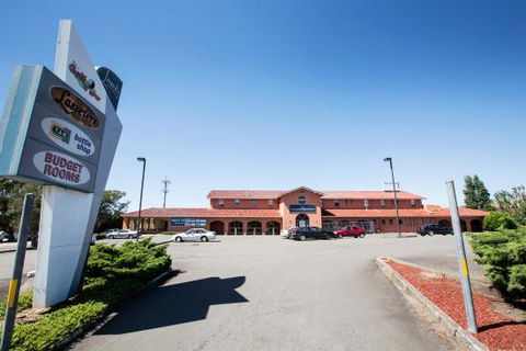 Golf View Hotel - Motel - Pubs Perth 0