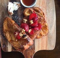 Spot Pea - Pubs Perth