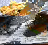 Sit By The Corner Cafe - Pubs Perth