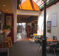 Knickerbocker Bistro - Pubs Perth