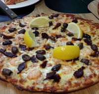 Lewy's Pizza House - Pubs Perth