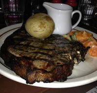 donegans steak house - Pubs Perth