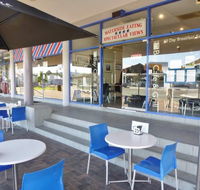 GJs Bay Cafe  Grill - Pubs Perth