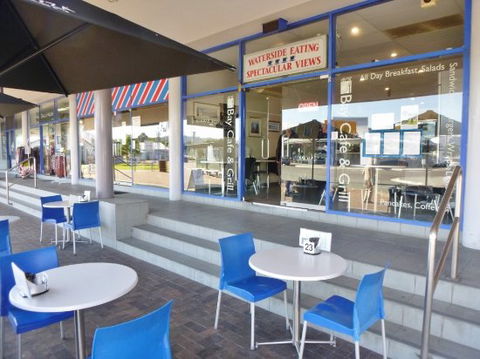 GJs Bay Cafe & Grill - Pubs Perth 0