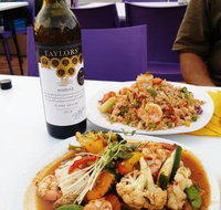 Mona's Kitchen - Pubs Perth