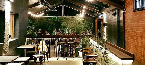 Jannat Authentic Indian Restaurant - Pubs Perth 12