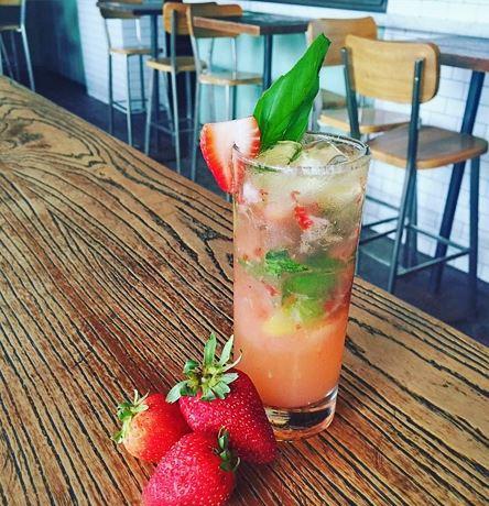 Red Chilli Thai Bargara - Pubs Perth 5
