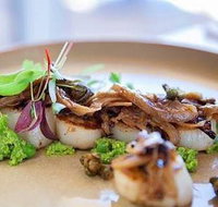 The Box on the Water - Pubs Perth