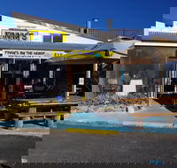 Finny's By The Wharf - Pubs Perth