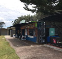 Lakes Beach Cafe - Pubs Perth