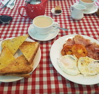 Roses Ice Cream Parlour and Cafe' - Pubs Perth