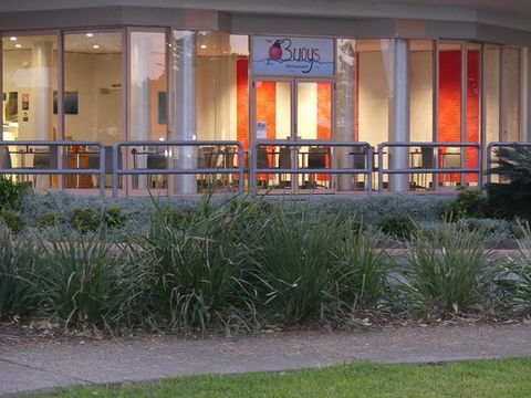 The Buoys Restaurant - Pubs Perth 0