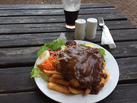 The Charcoal Inn - Pubs Perth 0