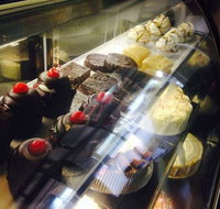 Blue Box Cafe'  Pattisserie - Pubs Perth