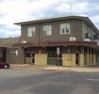 Charlies on East - Pubs Perth