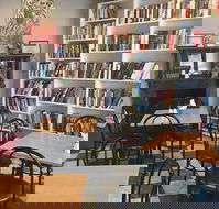 Chrissie's Book Lounge  Cafe - Pubs Perth