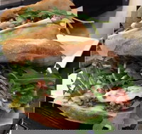 Dutch  Co - Pubs Perth