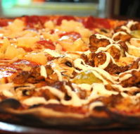 Heat Woodfired Pizza Bar - Pubs Perth
