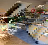 Les' Coffee and Sweets - Pubs Perth