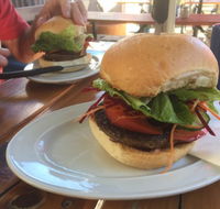 Mart's Cafe - Pubs Perth