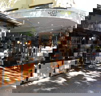 Gus' Place - Pubs Perth