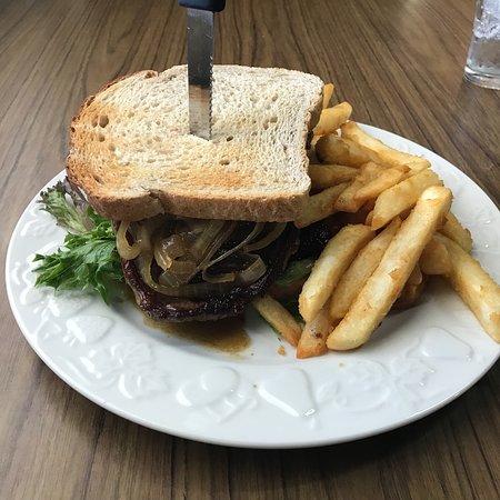 Mathoura NSW Pubs Perth