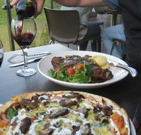 The Huskisson - Pubs Perth