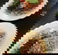 The Oaks Family Bistro - Pubs Perth