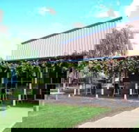 Red Earth Estate Dumpling House - Pubs Perth