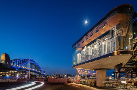 The Squire's Landing - Pubs Perth 2