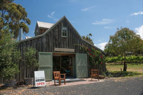 Wayawu Estate - Pubs Perth 1
