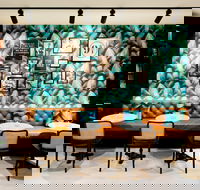 Bouquiniste - Pubs Perth