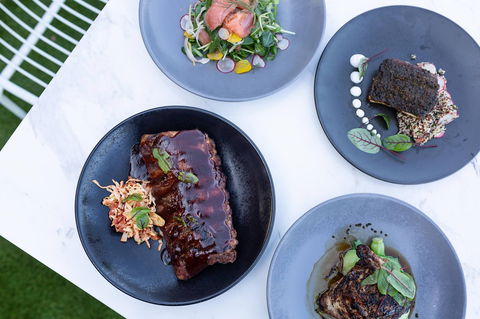 Pavilions Eatery - Pubs Perth 0