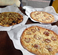 Zahra's Pizza and Munoosh - Pubs Perth