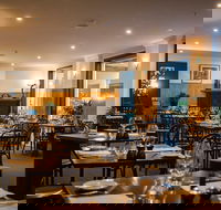 Deco Wine Bar and Restaurant - Pubs Perth