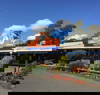 Log Cabin Pizza - Pubs Perth