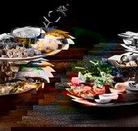 Miss Ping's - Pubs Perth