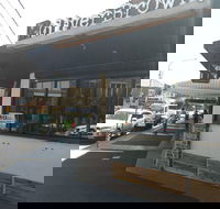 Oliver brown - Pubs Perth