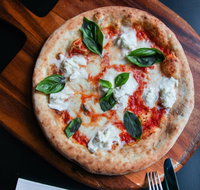 Fratelli Famous Pizzeria - Penrith - Pubs Perth