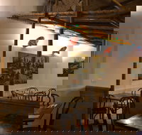 Bamboo Hut Bistro - Pubs Perth