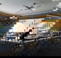 Cardian's Coffee Lounge - Pubs Perth